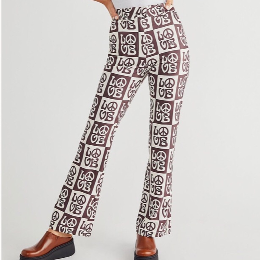 NWT! House of Sunny Love Pants (US 8)